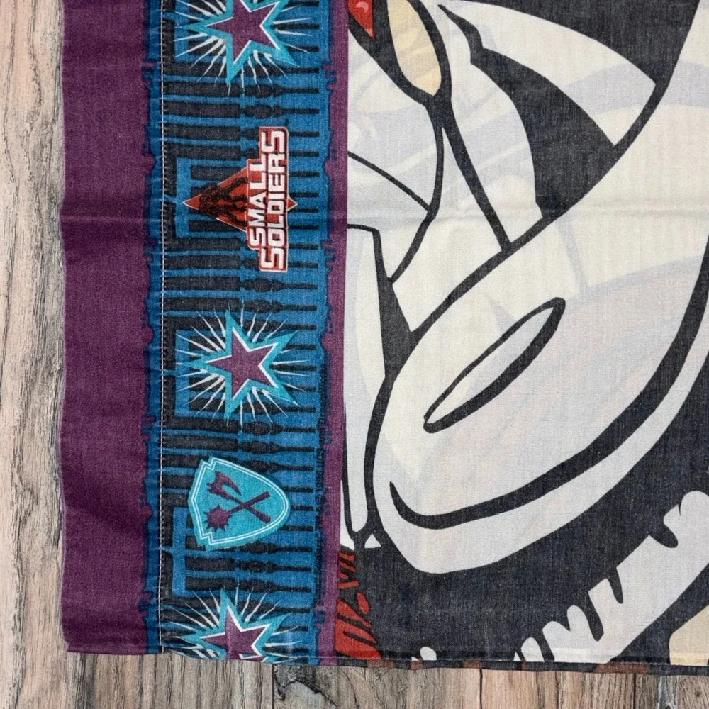 Vintage 1998 Small Soldiers Archer Chip Hazard Standard Pillowcase Bibb Co 90s